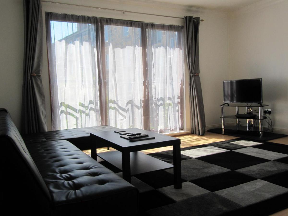Cozy Off Road 2 Bedroom Cottage Apartment With Free Wi-Fi And Private Parking Glasgow Luaran gambar