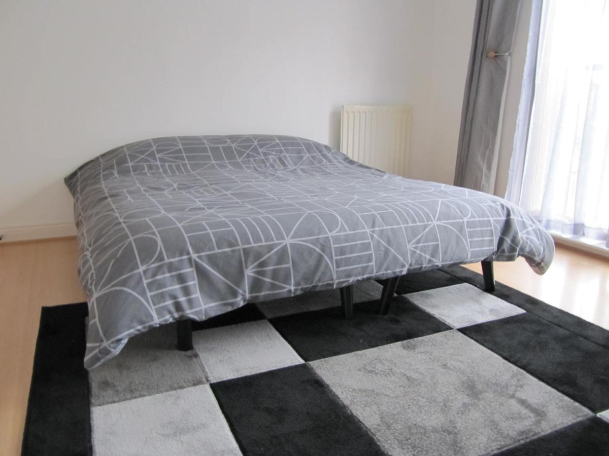 Cozy Off Road 2 Bedroom Cottage Apartment With Free Wi-Fi And Private Parking Glasgow Luaran gambar