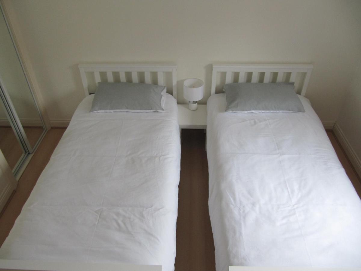 Cozy Off Road 2 Bedroom Cottage Apartment With Free Wi-Fi And Private Parking Glasgow Luaran gambar